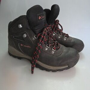 Columbia Women's Newton Ridge Plus Wide Waterproof Hiking Boot Black/Poppy Red 6
